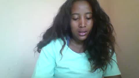 Snapshot of clarah0123 chatting on February 11, 5:58 am Clarah0123 online show from February 11, 5:58 am