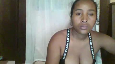 Snapshot of clarah0123 chatting on October 20, 7:17 pm Clarah0123 online show from October 20, 7:17 pm