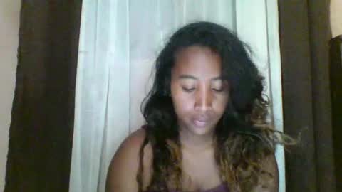 Snapshot of clarah0123 chatting on October 21, 7:18 pm Clarah0123 online show from October 21, 7:18 pm