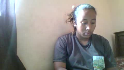 Snapshot of clarah0123 chatting on February 7, 6:56 am Clarah0123 online show from February 7, 6:56 am