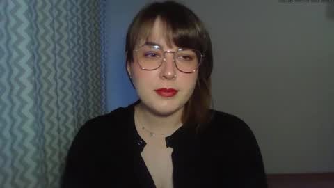 Clara online show from May 4, 5:50 pm