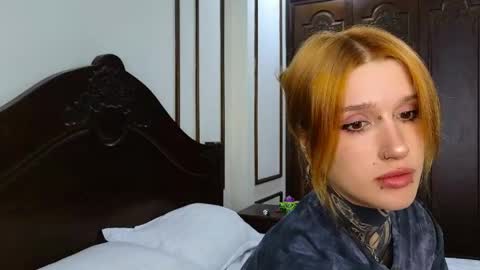 Sophie online show from May 12, 3:26 am
