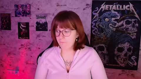 Clarissa online show from April 30, 3:50 pm