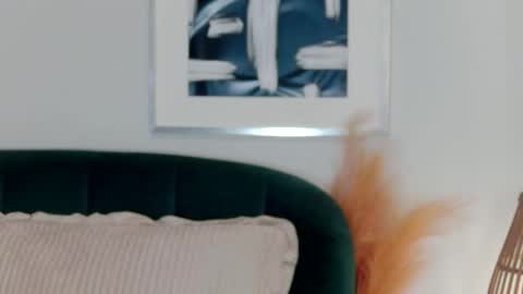 Classy Tinna online show from October 23, 8:31 am