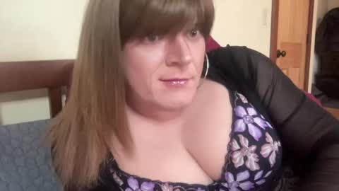 CurvyyJocelynn online show from August 4, 11:55 pm