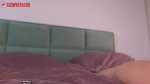 Cleopatra online show from January 19, 2:35 pm