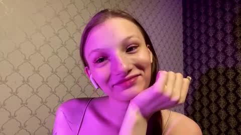 Cleo online show from March 15, 6:21 pm