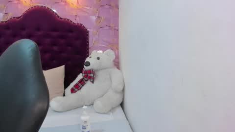 Cloe 555 online show from November 7, 11:20 pm