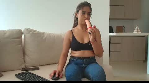 Cloe online show from June 12, 3:20 pm