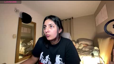 cloe small online show from September 11, 7:42 am