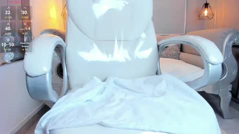 Cloe online show from January 17, 12:23 pm