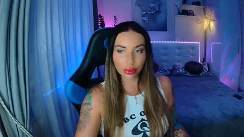 Ur goddess Nikki online show from October 6, 10:54 am