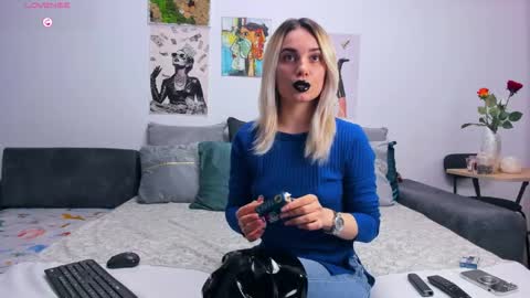 GoddessA online show from September 18, 7:12 pm