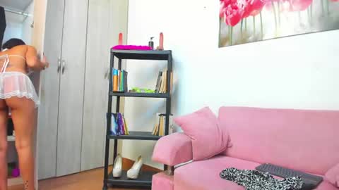 conni_f00x online show from June 11, 2:53 am