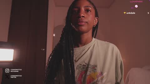   independent model online show from December 23, 8:03 pm