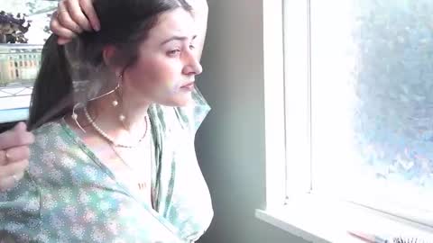 ANR Mommy online show from October 1, 8:03 pm