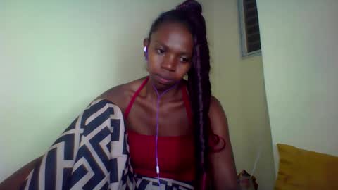 coquine_lara online show from April 19, 6:10 pm