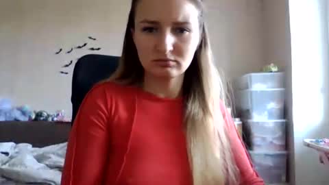 cora_fora online show from October 8, 9:35 am