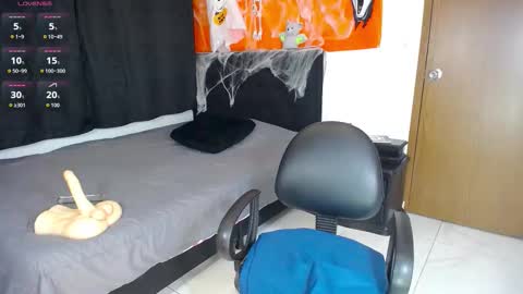 vivi online show from October 26, 12:50 am