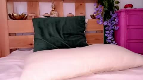 Lydia online show from July 16, 10:53 am