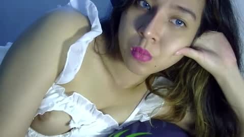 Liz Gwyneth Charlota online show from February 22, 8:15 pm