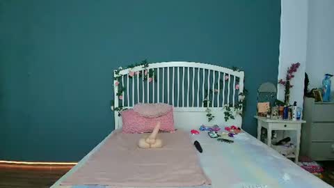 cougarmilf_ online show from July 17, 8:01 pm
