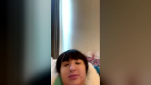 courtney81623723 online show from March 17, 5:28 pm