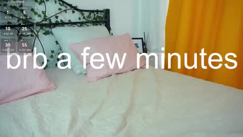 Yui online show from October 10, 8:30 am