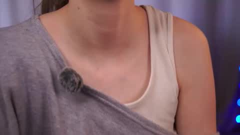 Lina online show from March 12, 9:12 am