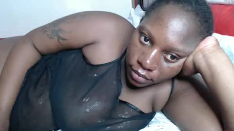 Erykah online show from December 17, 3:49 pm