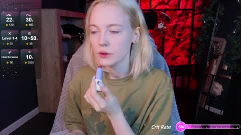 Snapshot of crackling_tati chatting on January 4, 9:09 pm Tati online show from January 4, 9:09 pm