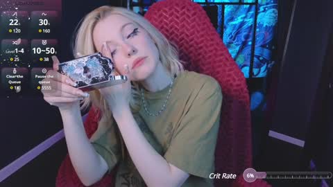 Snapshot of crackling_tati chatting on January 22, 9:11 pm Tati online show from January 22, 9:11 pm