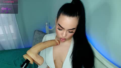 Eva online show from December 3, 7:00 am