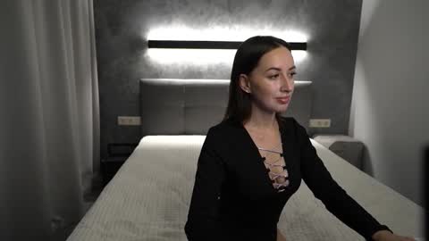 Katrine Loya   FIRST DAY online show from December 13, 6:31 am