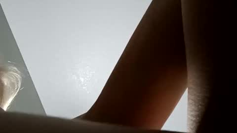 Snapshot of crazycumfuckme chatting on October 26, 8:59 pm crazycumfuckme online show from October 26, 8:59 pm
