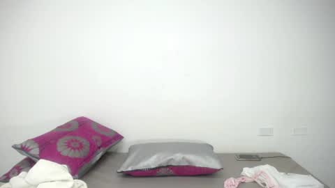 diosalinda online show from June 15, 8:03 am