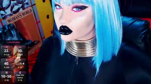 Roxy online show from August 8, 3:42 pm