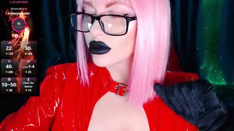 Snapshot of crazypinkyball chatting on January 12, 1:48 pm Roxy online show from January 12, 1:48 pm