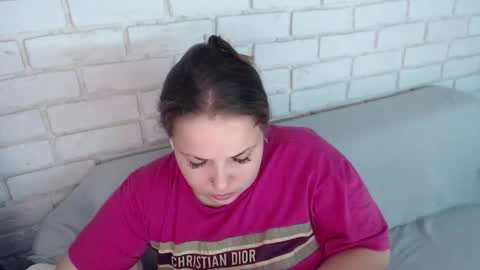 Crazyy Girl  online show from March 12, 2:20 pm