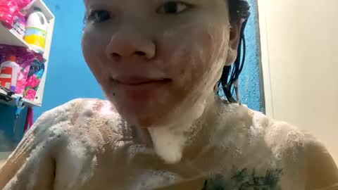 Snapshot of creamy_cunt4uxx chatting on January 31, 6:24 am my pussy always wet online show from January 31, 6:24 am