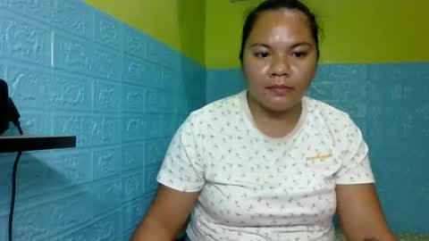 Snapshot of creamy_cunt4uxx chatting on December 23, 1:45 pm my pussy always wet online show from December 23, 1:45 pm