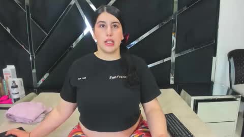 Criistaal   online show from March 17, 4:16 am