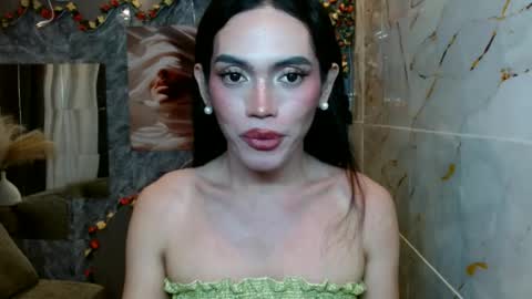 Crisxx online show from June 22, 11:07 am
