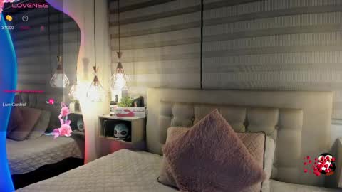 Cristal online show from May 3, 4:49 am