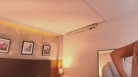 cristalbm_ online show from July 15, 10:25 pm