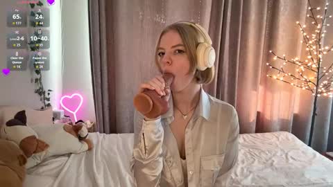 Marry online show from May 6, 3:16 pm