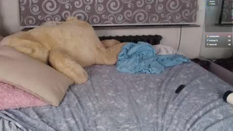 Kitty online show from February 1, 1:59 am