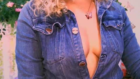 crysrus online show from March 6, 11:42 pm