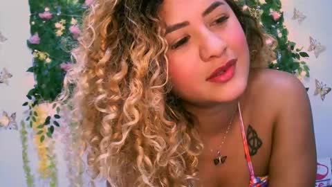 crysrus online show from March 12, 12:42 am