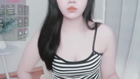 Snapshot of crystal_lea chatting on October 7, 8:41 am crystal_lea online show from October 7, 8:41 am